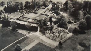 1950s dogmersfield park