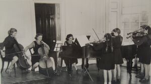 1950s music lesson