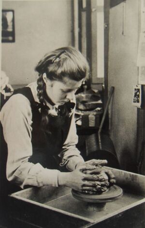 1950s pottery class